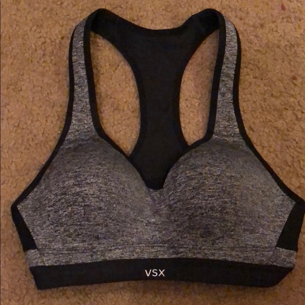 VS padded sports bra